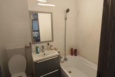 Apartament cu 3 camere decomandat în Tătărași - 4
