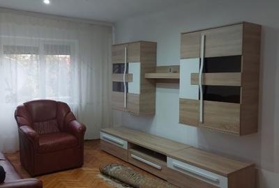 Apartament cu 2 camere, mobilat în Nord-Est