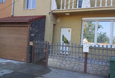 Casă cu Teren 15 Mp în Dâmbovița