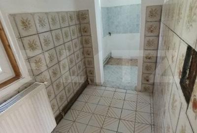 Casă cu 2 camere cu Teren 176 Mp în Central - 2