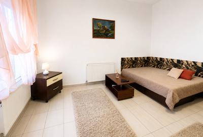 Garsonieră circulară, mobilată în Complex Studențesc - 2