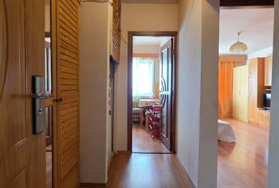 Garsonieră decomandată în Periferie - 14