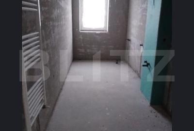 Apartament cu 2 camere semidecomandat, mobilat în Chinteni - 3