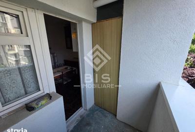 Apartament cu 2 camere decomandat în Independenței