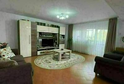 Apartament cu 3 camere decomandat în Ultracentral