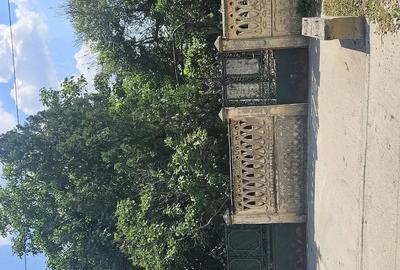 Casă cu 6 camere cu Teren 914 Mp în Poiana Mare - 3