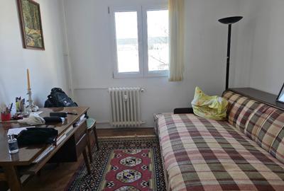 Apartament cu 4 camere decomandat, mobilat în Titan - 16