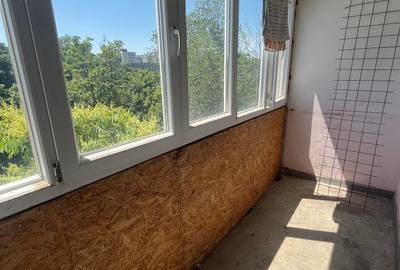 Apartament cu 3 camere decomandat în Central - 2