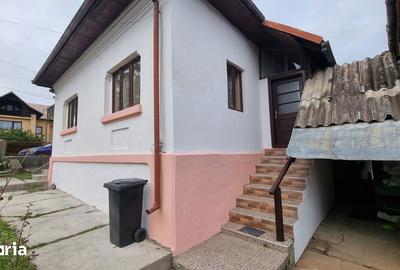 Casă cu 5 camere cu Teren 1500 Mp în Domnești - 7