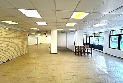 Spațiu comercial, de 650 mp, în Tineretului - 13