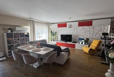 Apartament cu 3 camere decomandat în Nicolina - 2