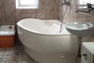 Casă cu 6 camere în Beclean - 2