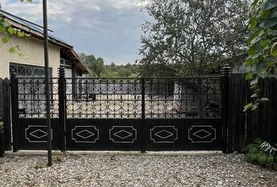 Casă cu 5 camere cu Teren 1321 Mp în Central