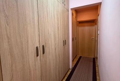 Apartament cu 3 camere semidecomandat în Central - 5