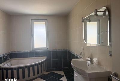 Casă cu 3 camere cu Teren 120 Mp în Central - 2