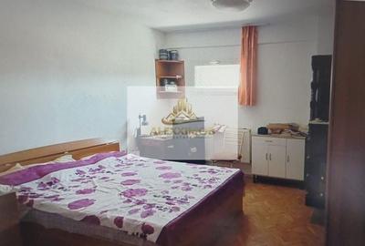 Casă cu 5 camere cu Teren 400 Mp în Central