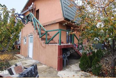 Casă cu 6 camere cu Teren 270 Mp în Central