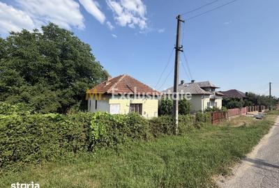 Teren de 1032 mp, în Micești