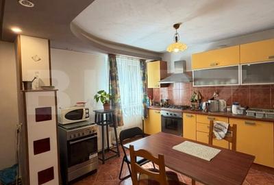 Apartament cu 4 camere decomandat în Rovinari