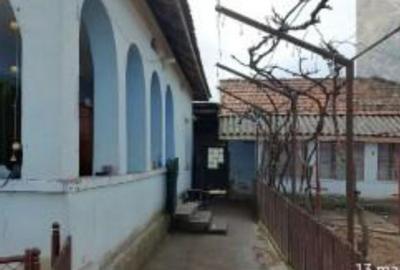 Casă cu 4 camere cu Teren 1021 Mp în Devesel - 7
