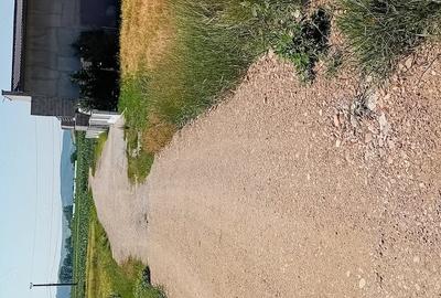 Teren de 1800 mp, în Central
