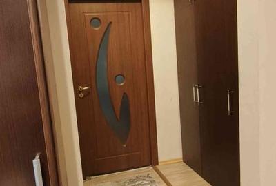 Apartament cu 2 camere semidecomandat, mobilat în Cornișa - 3