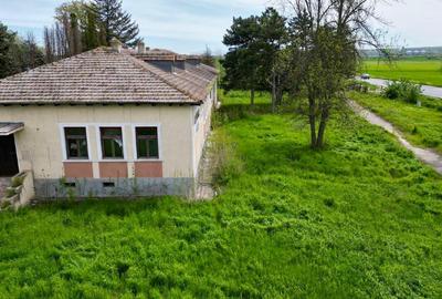 Teren intravilan de 12361 mp, în Exterior Nord - 4