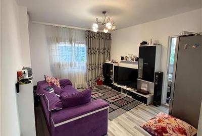 Apartament cu 2 camere decomandat, mobilat în Apărătorii Patriei