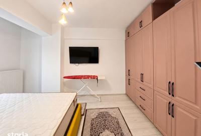 Apartament cu 3 camere decomandat în Mioriței - 12
