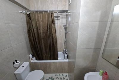 Garsonieră decomandată în Vitan