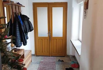 Casă individuală cu 3 camere cu Canalizare în Pojejena - 1