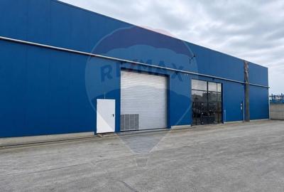 Spațiu industrial, de 1,188 mp, în 13 Decembrie - 1