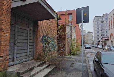Spațiu comercial, de 343 mp, în Central