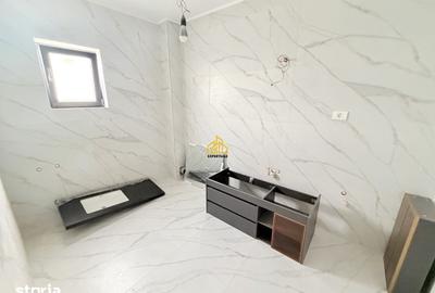 Casă cu 4 camere cu Teren 250 Mp în Clinceni - 1
