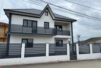 Casă individuală cu 4 camere cu Teren 200 Mp în Nord - 1