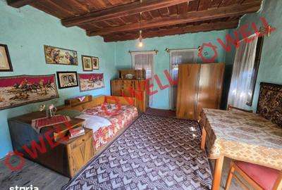 Casă cu 2 camere cu Teren 713 Mp în Central