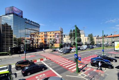 Apartament cu 2 camere decomandat, mobilat în Calea București