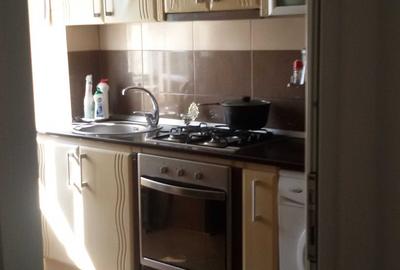 Apartament cu 3 camere decomandat în Alexandru cel Bun - 8