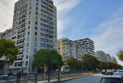 Apartament cu 3 camere decomandat, mobilat în 13 Septembrie