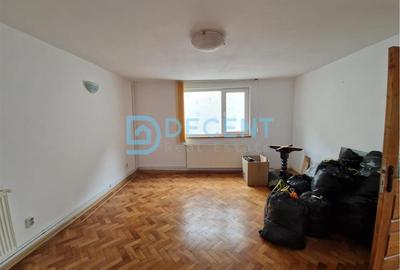 Casă individuală cu 4 camere cu Teren 240 Mp în Noua - 5