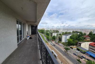 Apartament cu 5 camere semidecomandat în Titan