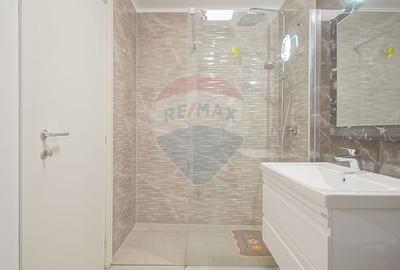 Apartament cu 3 camere decomandat, mobilat în Tractorul - 6