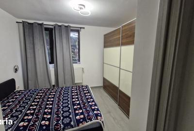 Apartament cu 3 camere decomandat în Central - 1