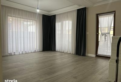 Casă cu 4 camere cu Teren 290 Mp în Săcălaz
