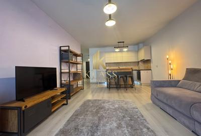 Apartament cu 3 camere semidecomandat, mobilat în Unirii
