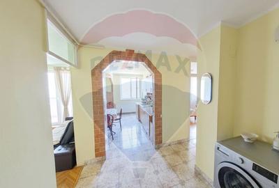 Apartament cu 3 camere decomandat, mobilat în Central - 8
