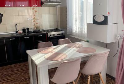 Apartament cu 3 camere semidecomandat, mobilat în Florești - 19