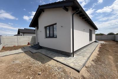 Casă cu 4 camere în Sântandrei - 3