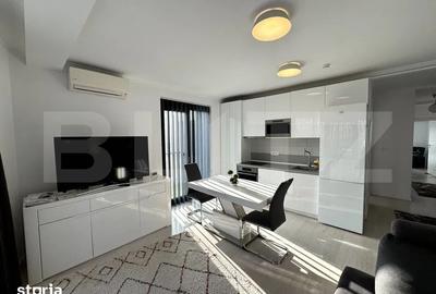 Apartament cu 3 camere decomandat în Sud