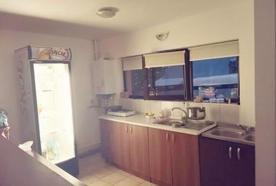 Casă cu 10 camere cu Piscina în Sărata-Monteoru - 5